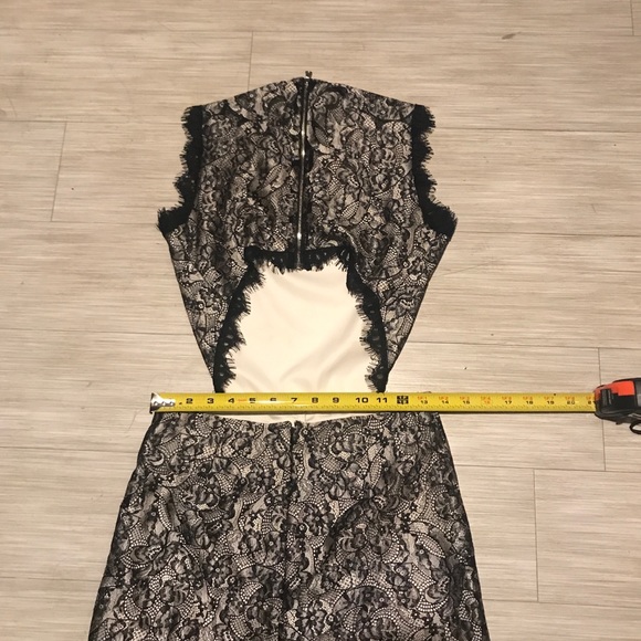 Alexis Livia Silver Lace Jumpsuit M - Picture 4 of 7